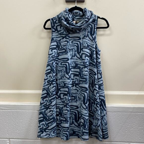 Aryeh women’s size Medium loose neck sleeveless print tunic top - Picture 1 of 5